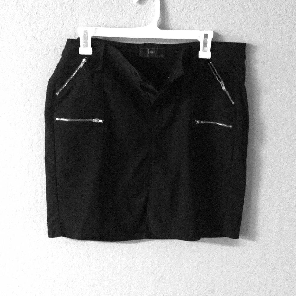 LEI brand black spandex skirt